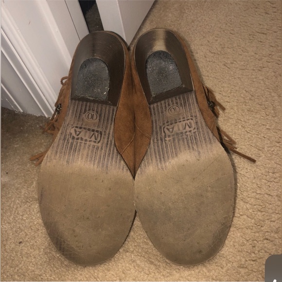 Preowned Lissa fringe MIA bootie - Picture 5 of 13